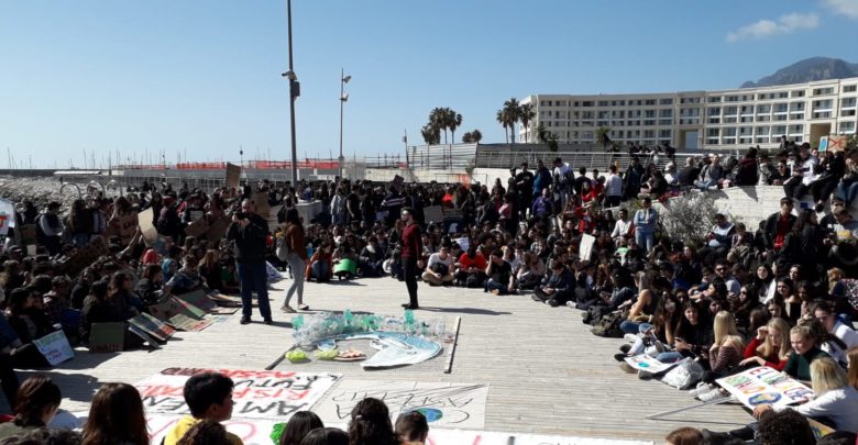 manifestazione globale per l'ambiente-Salerno-Copyright2019.Sevensalerno-Tutti i Diritti Riservati