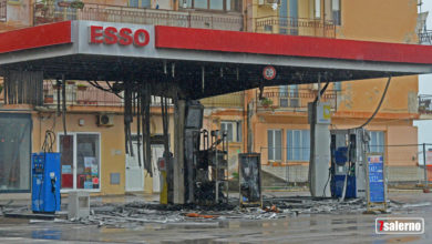 Salerno, incendio ESSO