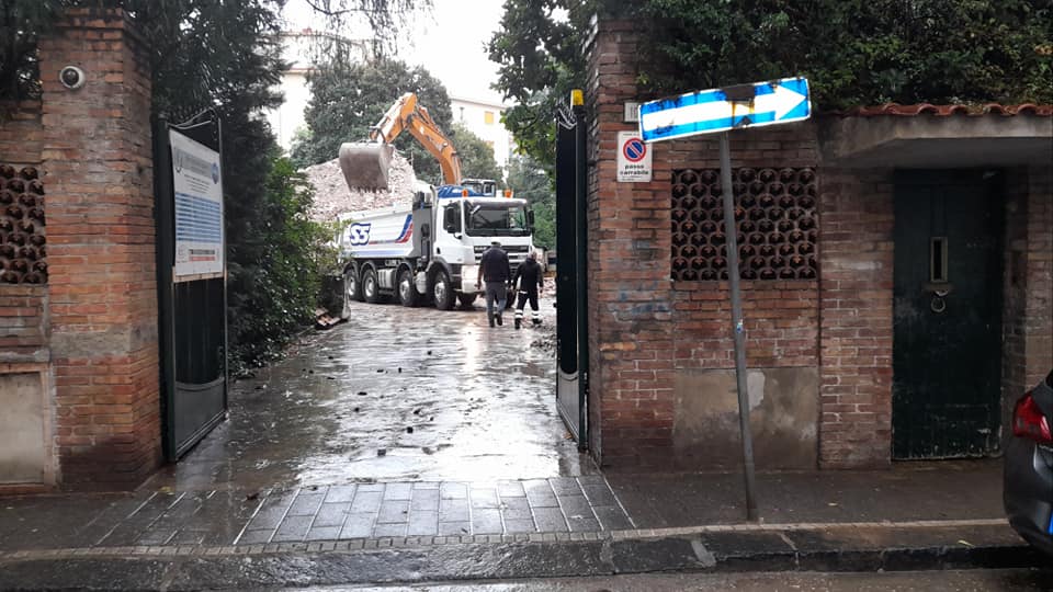 Salerno: abbattuta la storica villa Tortorella